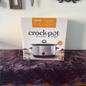 NEW in box crockpot